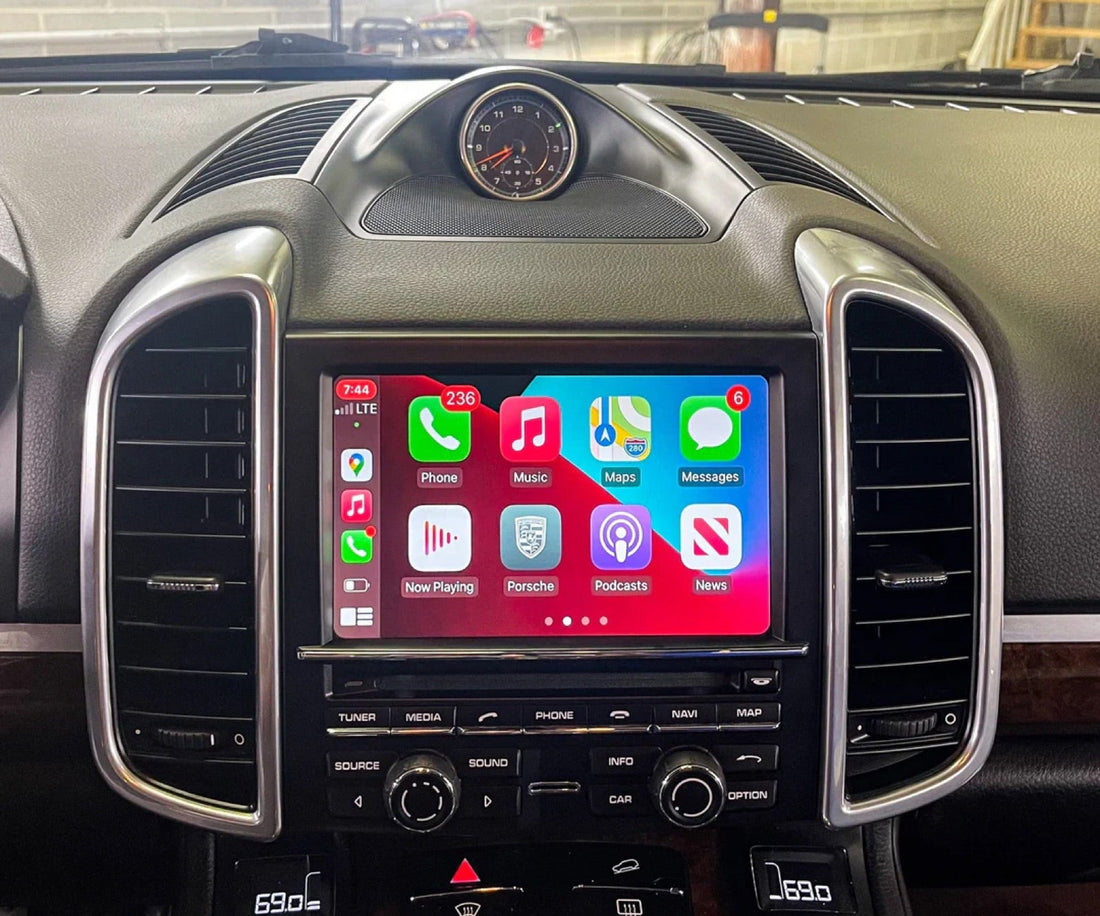 CarPlay за Porsche: PCM 3.1 и PCM 4.0 (911, Cayenne, Macan, Panamera)
